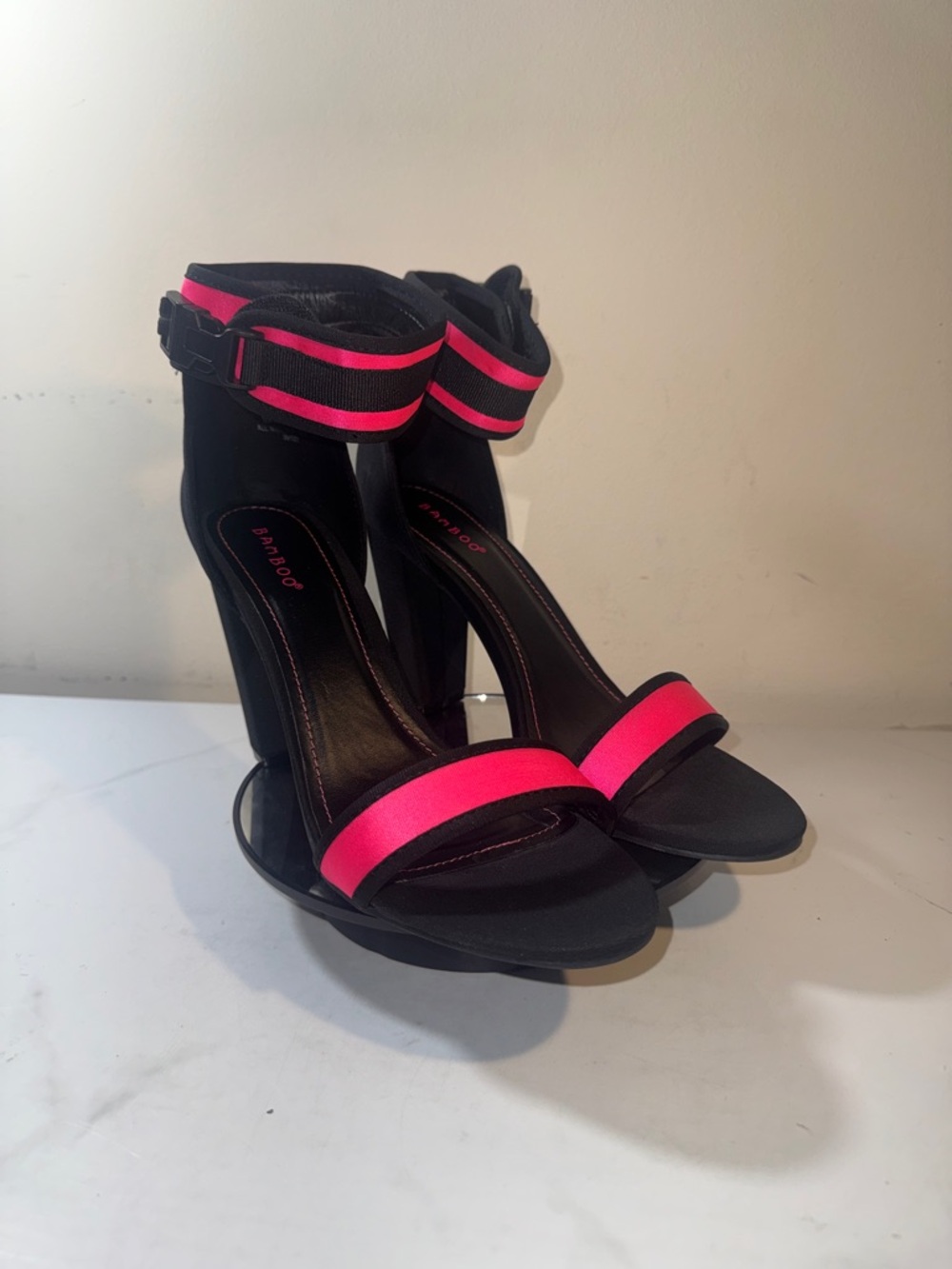 “SOLD” New BAMBOO Mania Black Heels with Hot Pink Accents - Women's Size 10